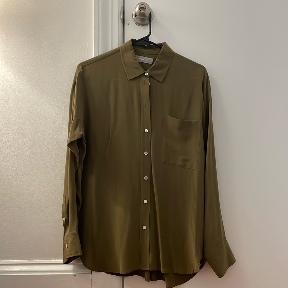 Everlane khaki green size 2 silk blouse